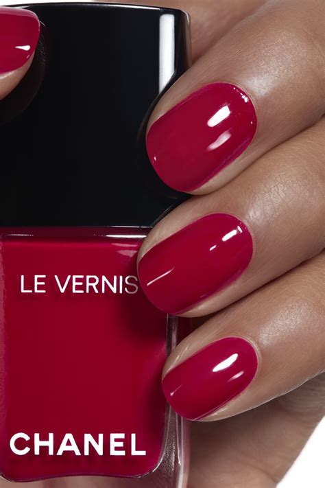 chanel pirate smalto|LE VERNIS Longwear nail colour 105 .